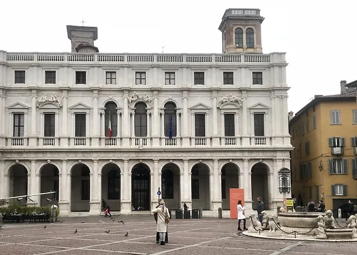 Flora Inn, Flora I - Nel Cuore Di Alta 펜션 *