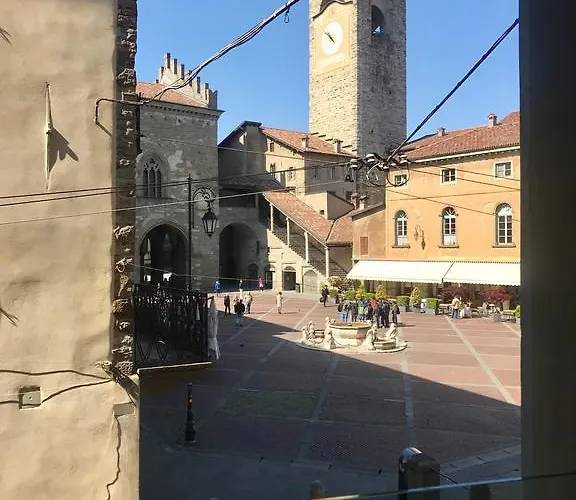 Flora Inn, Flora I - Nel Cuore Di Alta Будинок відпочинку Бергамо